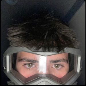 Meet your Posher, Niko